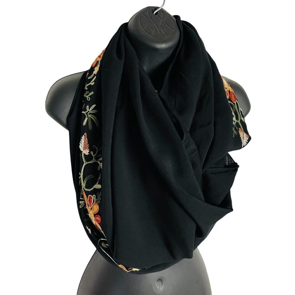 Womens Boho Embroidered Infinity Scarf Black Daisy Floral Autumn Fall Colors